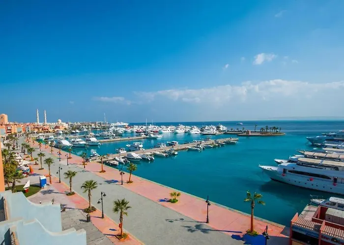 Daire Outstanding With Marina View Hurgada