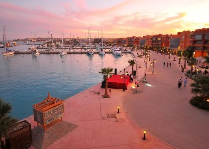 Daire Outstanding With Marina View Hurgada